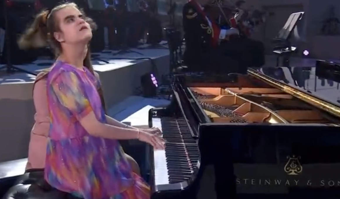 Lucy Illingworth at the Coronation Concert.