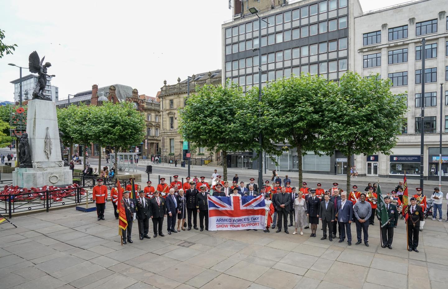 Leeds Armed Forces Day photo outside Leeds Town Hall area.