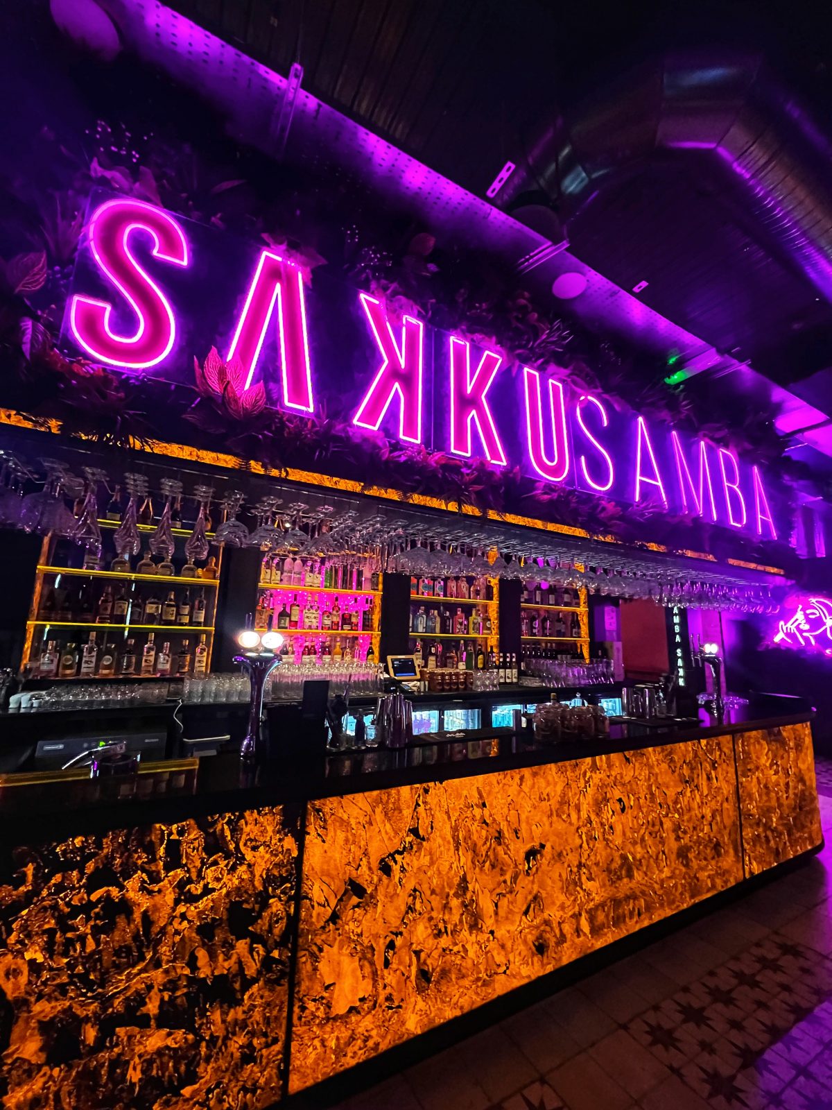 SAKKUSAMBA neon sign.