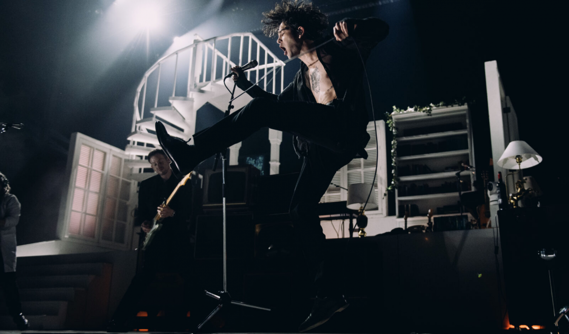 The 1975 Still At Their Very Best tour no Leeds dates