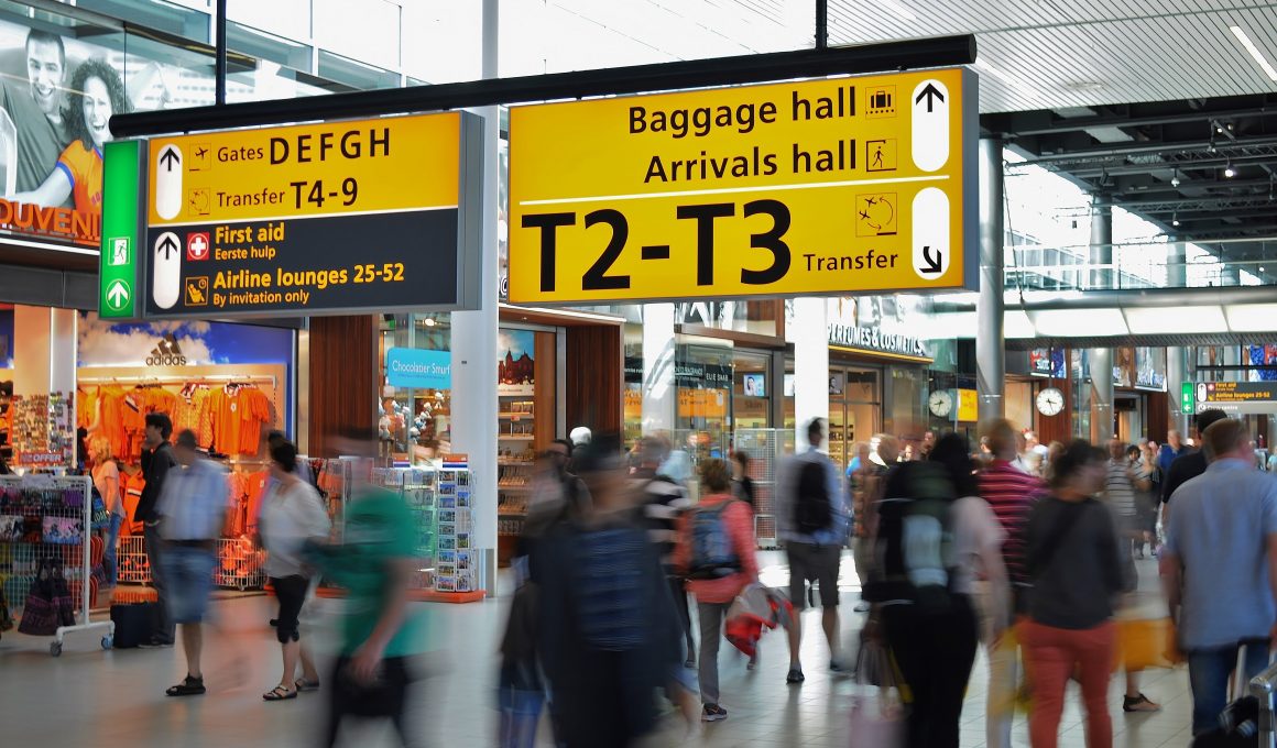 UK travel chaos could last days airport traffic control issue