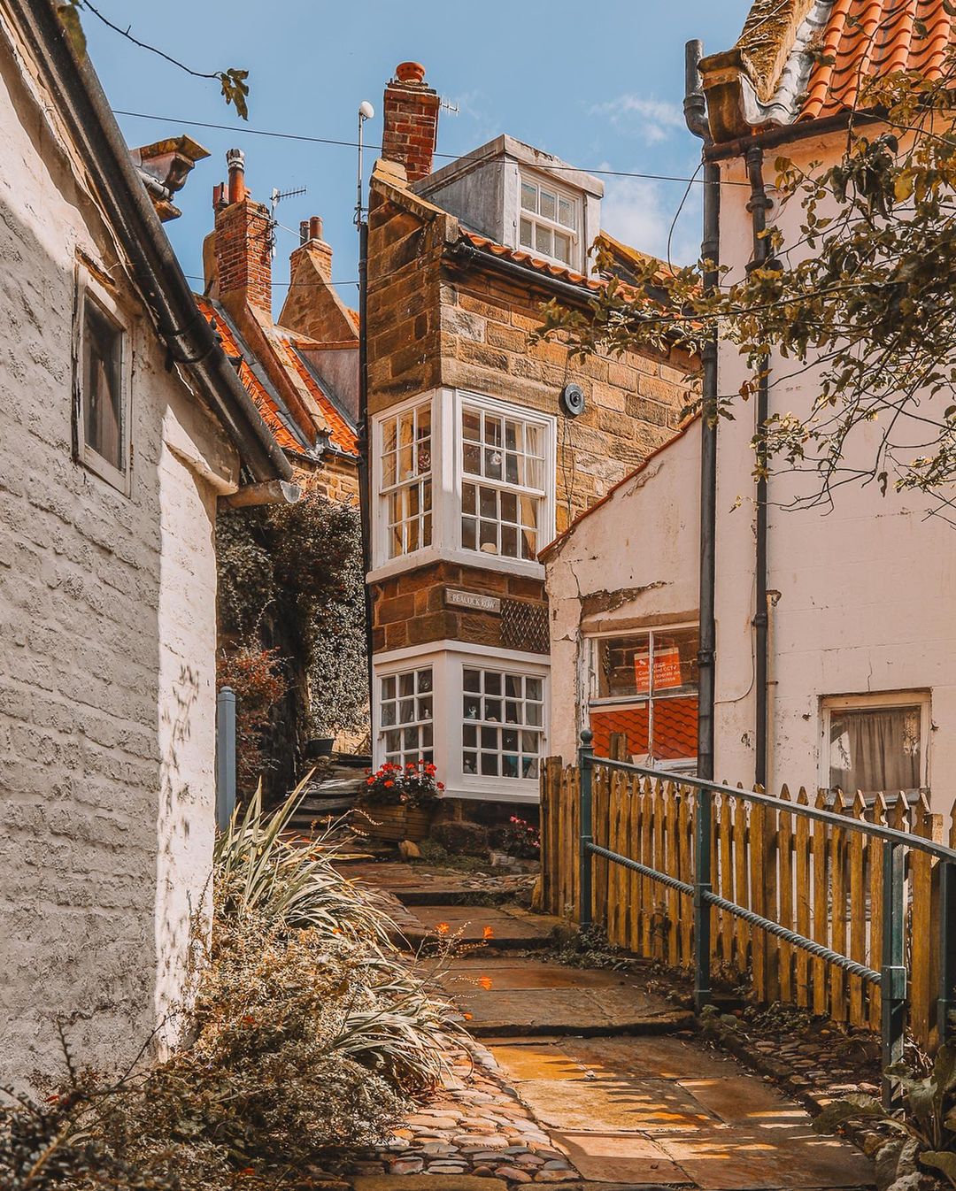 The prettiest villages in Yorkshire - Robin Hood's Bay. Credit: duffers102