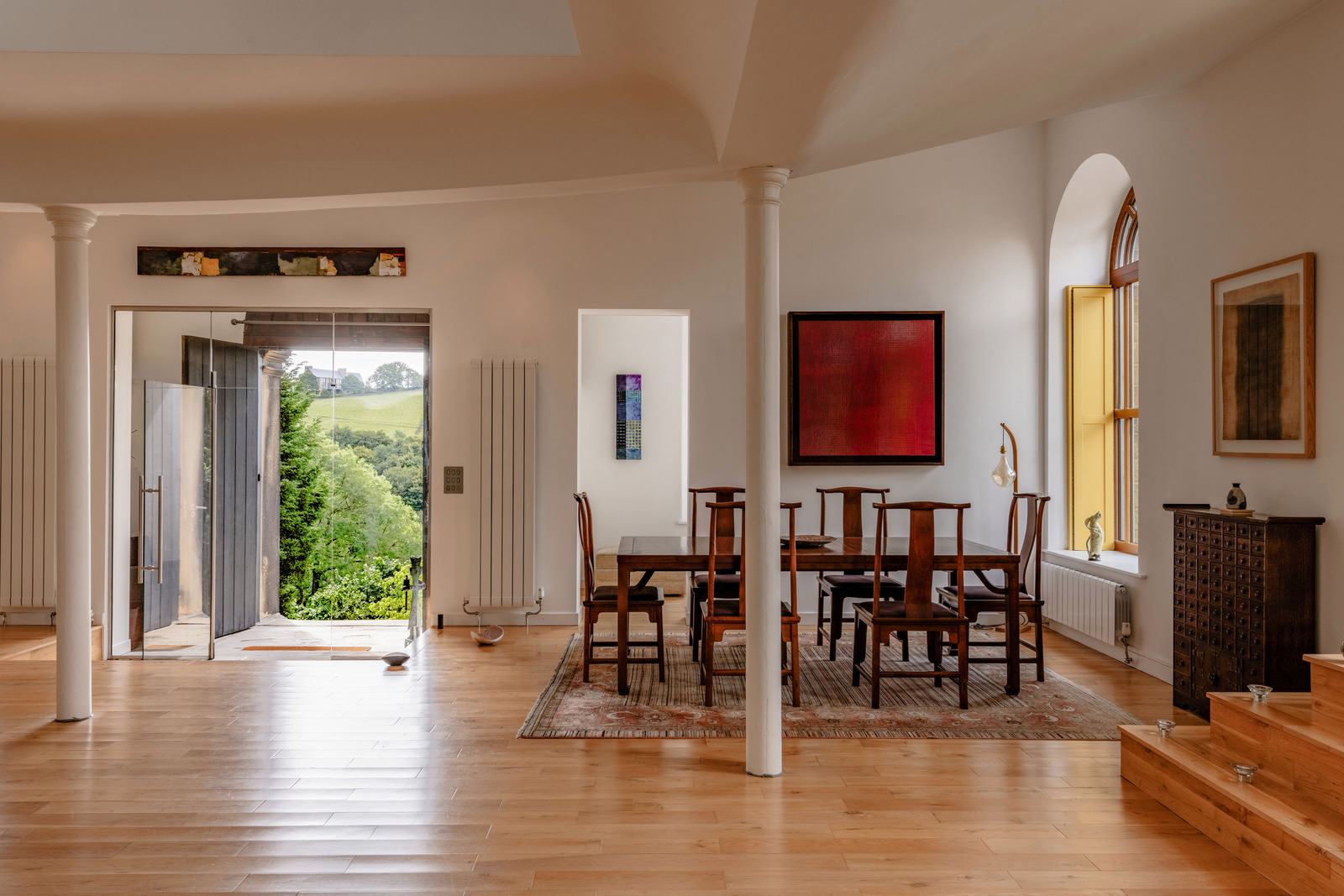 More light-flooded living spaces