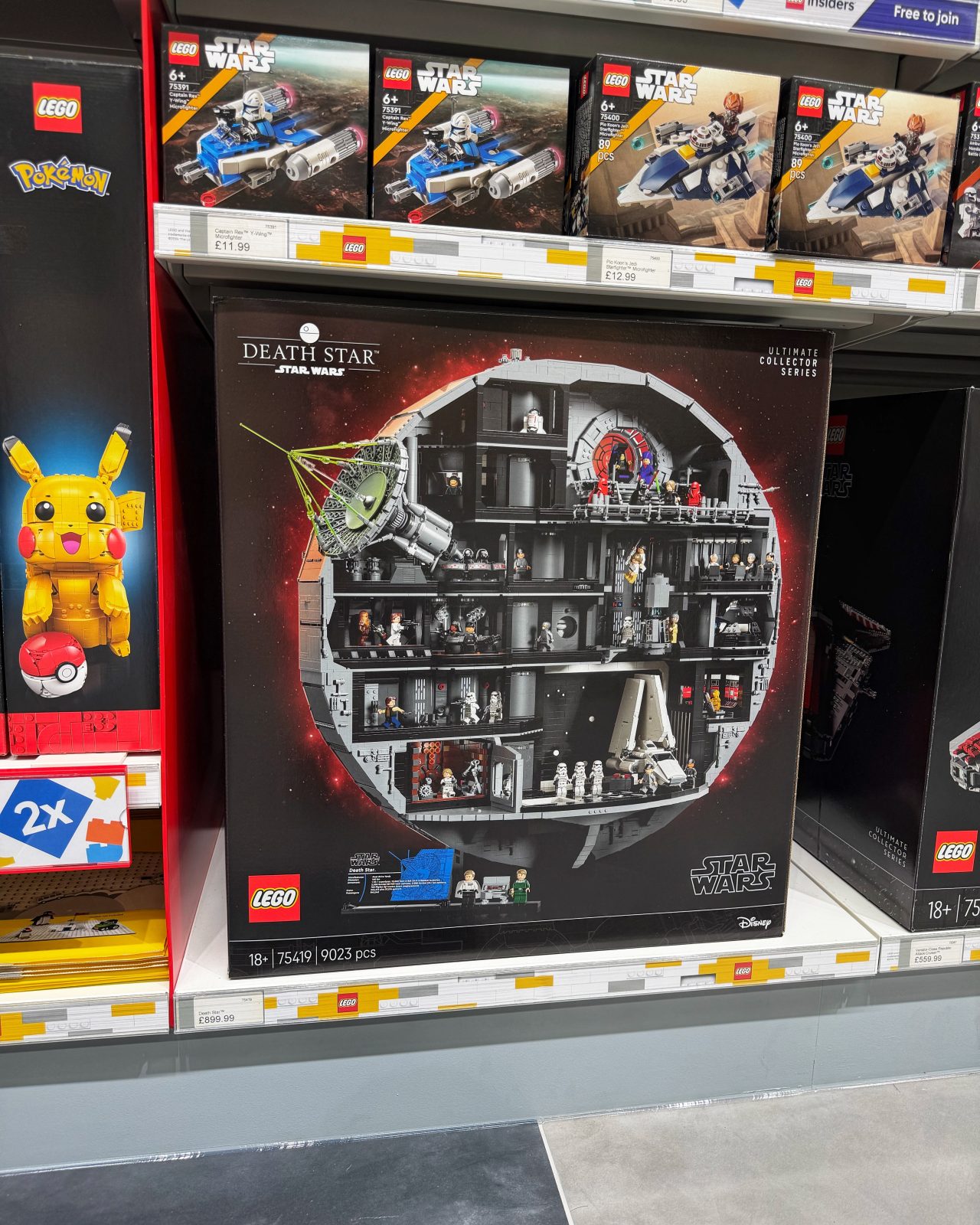 Like this Star Wars set worth almost £900