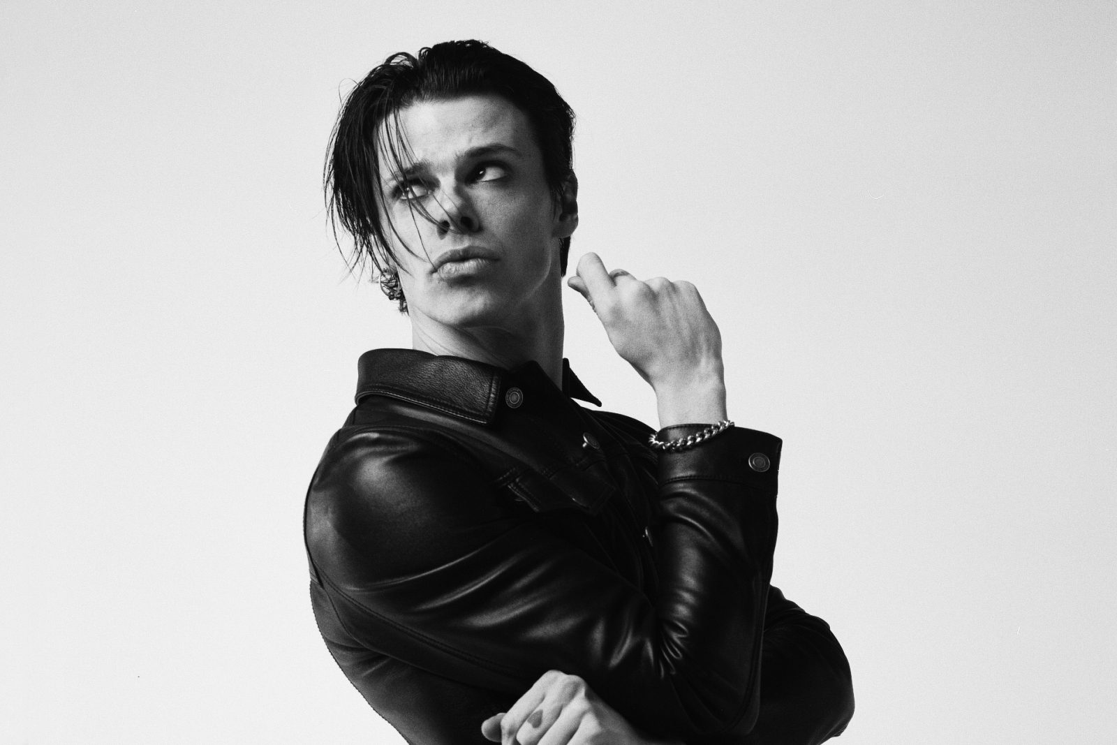Yungblud will perform at Leeds' First Direct Arena this week. Credit: Publicity picture
